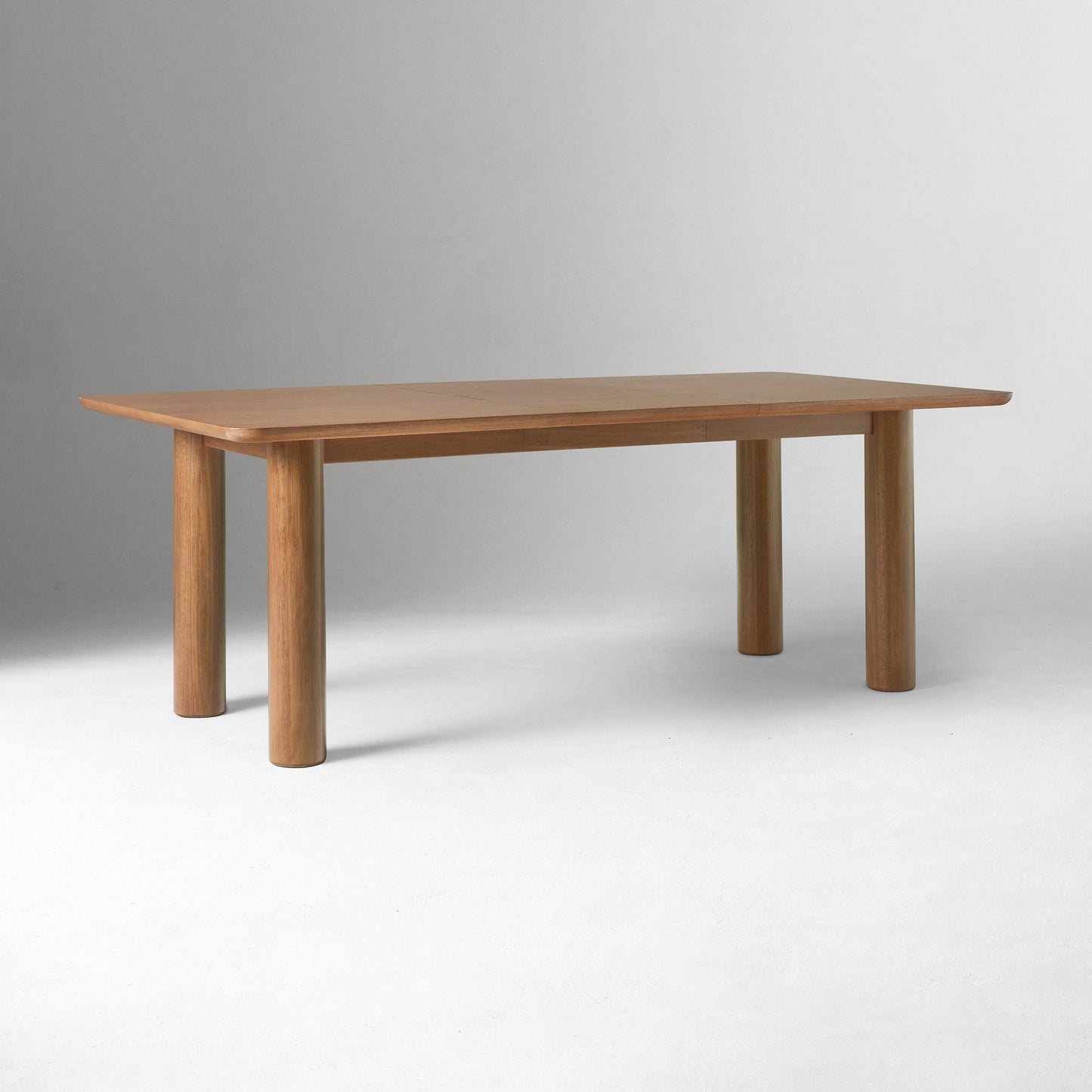 Goela Mango Wood Dining Table Natural Finish For Dining Room and Hotels