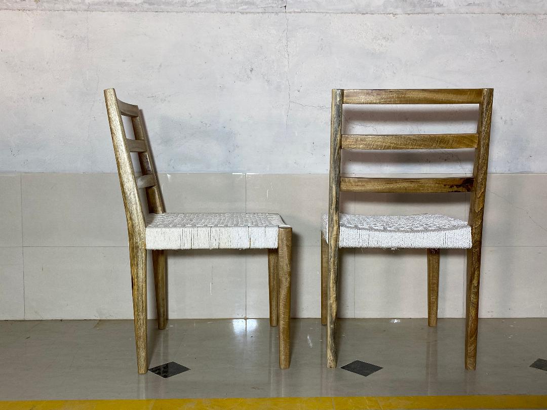 Marudhar Mango Wood Chair Set of 1 In Netural Finish
