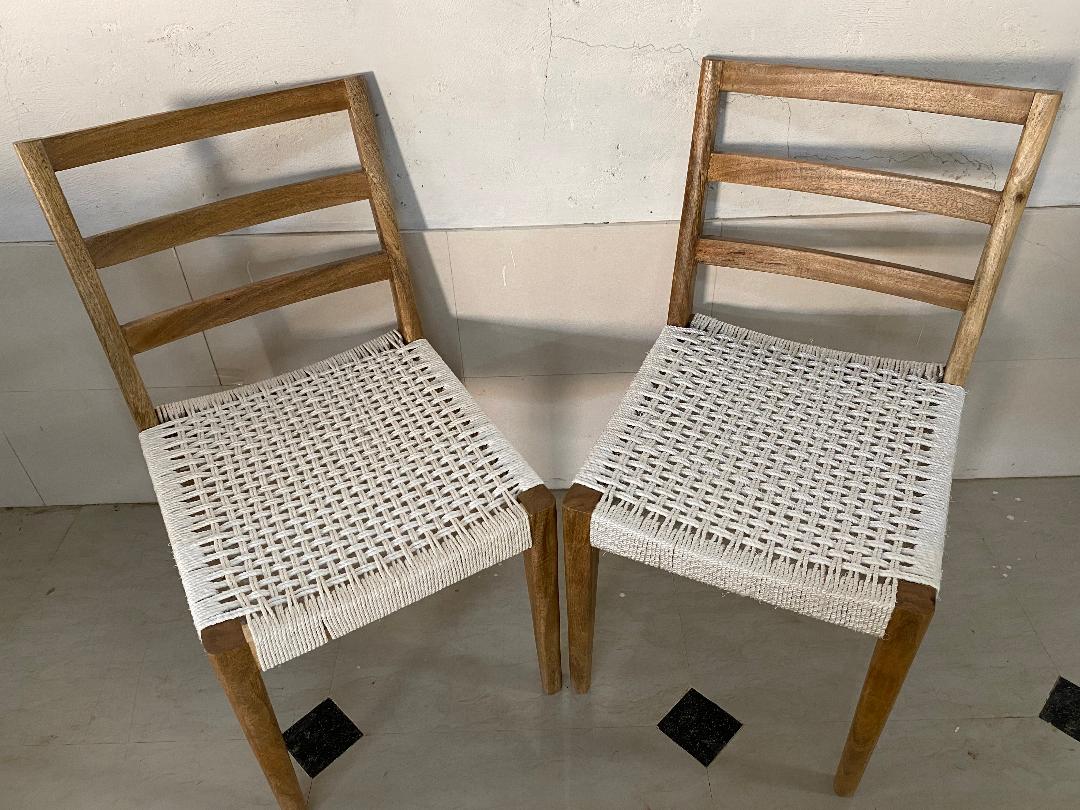 Marudhar Mango Wood Chair Set of 1 In Netural Finish
