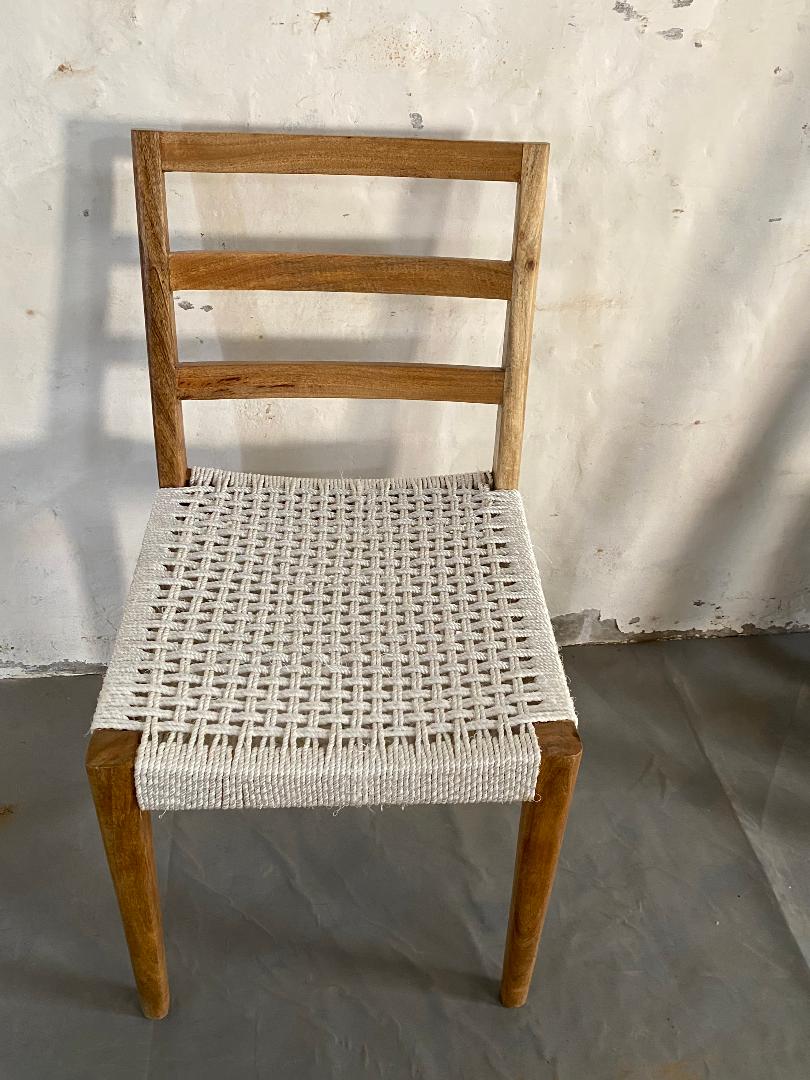 Marudhar Mango Wood Chair Set of 1 In Netural Finish