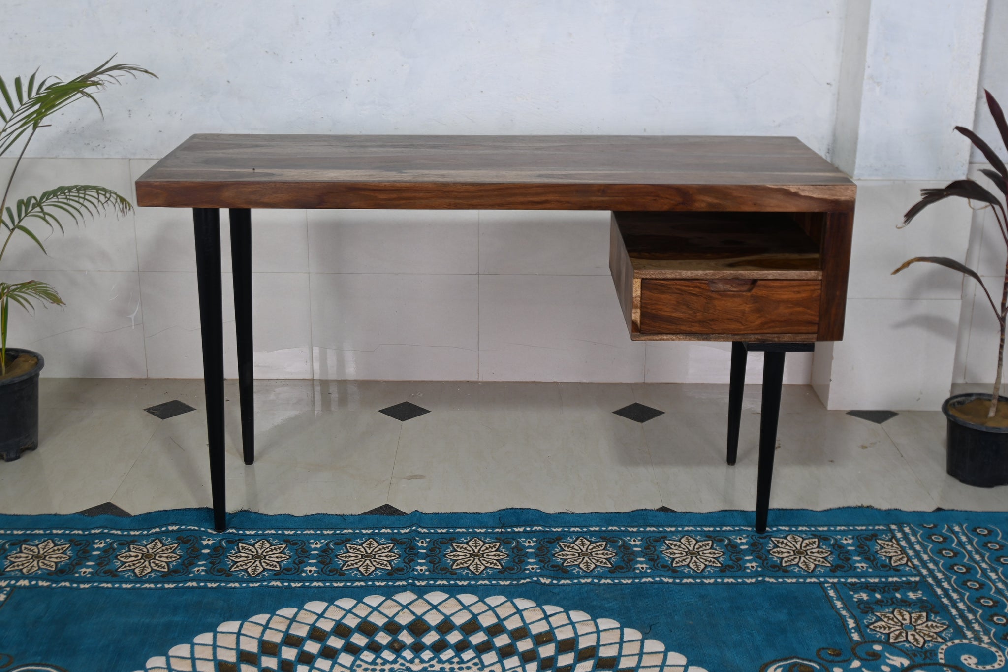 Onyx Sheesham Wood Study Table In Natural Finish For Study Room Furnit ...