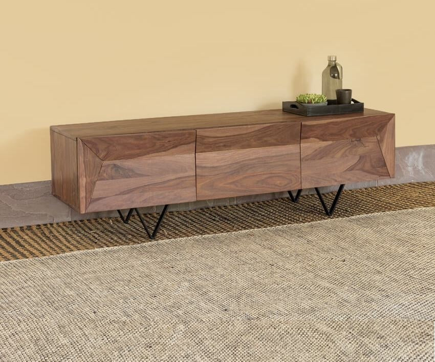Carve Solid Wood Tv-Unit In Natural Finish For Living Room Furniture
